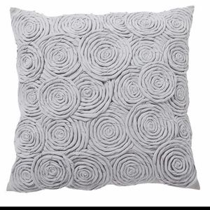 Pottery Barn Teen Rose Twist Pillow Cover